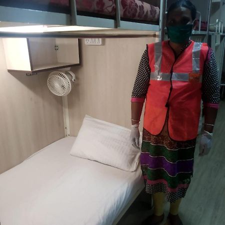 Abuzz Sewri Hostel Bombaj Zewnętrze zdjęcie