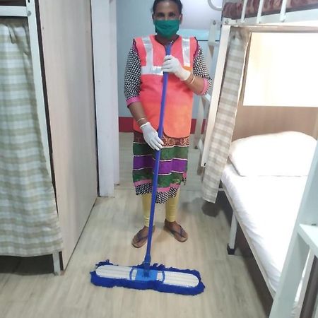 Abuzz Sewri Hostel Bombaj Zewnętrze zdjęcie