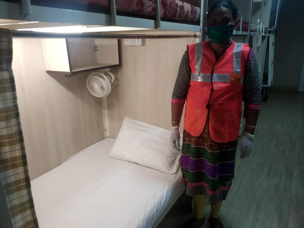 Abuzz Sewri Hostel Bombaj Zewnętrze zdjęcie